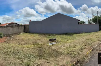 Terreno em loteamento de esquina misto para comercio e moradia