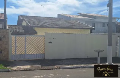 Casa com 3 quartos à venda na Rua José Maria Miranda, Centro, Sumaré