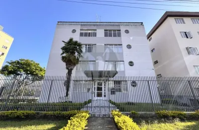 Amplo apartamento, antigo, com planta funcional, com 3 quartos, 1 vaga á 3 minutos do angeloni  e clube curitibano