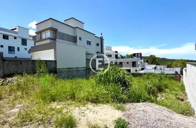 Terreno à venda na Rua do Copo de Leite, Pedra Branca, Palhoça