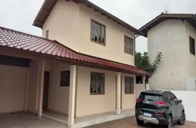 Casa com 2 quartos à venda na Praça Quinze de Novembro, Centro, Palhoça