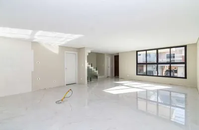 Casa em condomínio fechado com 3 quartos à venda no Xaxim, Curitiba 