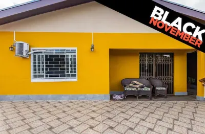 Casa comercial com 3 salas à venda no Taboão, Curitiba 