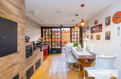 Casa com 4 quartos à venda no Jardim das Américas, Curitiba 