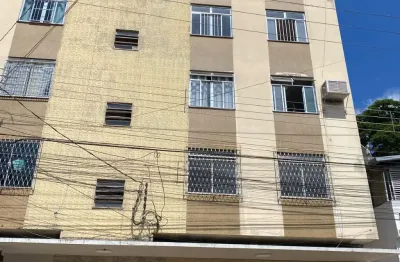 Apartamento com 2 quartos para alugar na Rua Doutor João Pinheiro, 95, Jardim Glória, Juiz de Fora