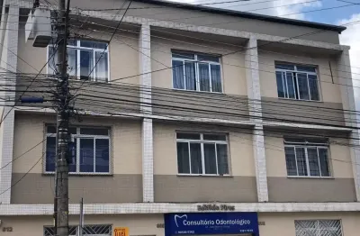 Lindo apto térreo, área externa, 4/4, bairro fabrica