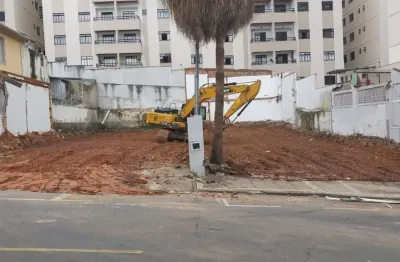 Terreno à venda na Rua Delfim Moreira, Centro, Juiz de Fora