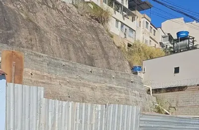 Terreno comercial para alugar na Rua Benedito Pinto, 115, São Mateus, Juiz de Fora