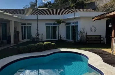 Casa com 3 quartos à venda na Rua Professor Vicente Mazini, Bom Pastor, Juiz de Fora