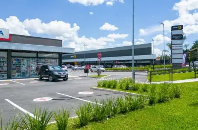 Loja no novo mundo de 93m² - centro comercial pedro gusso