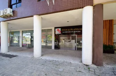 Loja no cristo rei de 119,49 m², próximo ao hospital universitário cajuru e mercado municipal