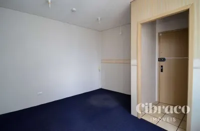 Conjunto Comercial no Centro de 43,52m² - Edifício Credireal