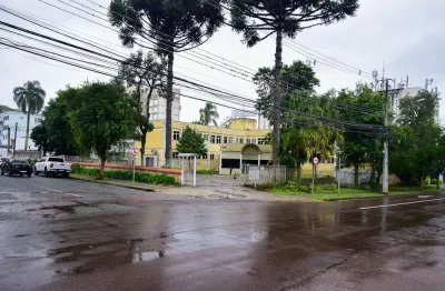 Prédio com 15 salas para alugar na Rua Atílio Bório, 668, Alto da Rua XV, Curitiba