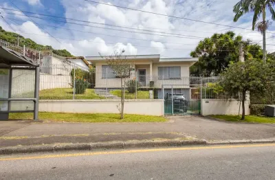 Casa à venda na Rua Nilo Peçanha, 2801, Bom Retiro, Curitiba