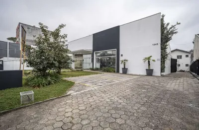 Casa comercial com 15 salas à venda na Rua Desembargador Westphalen, 1345, Rebouças, Curitiba