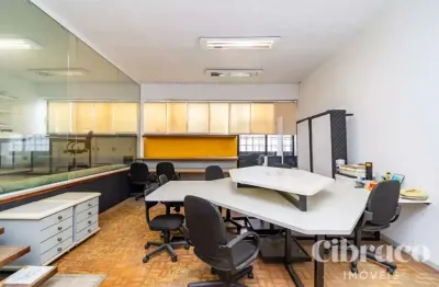 Casa à venda na Rua Mamoré, 33, São Francisco, Curitiba