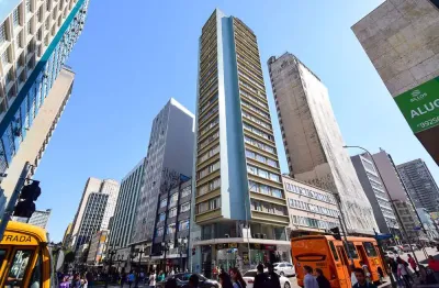 Conjunto comercial no centro com 98m² - edifício esmeralda