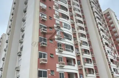 Apartamento  03 doormitórios a venda no bairro barreiros em são josé /sc