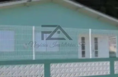 Casa a venda 03 dormitórios no bairro forquilhinhas, na cidade de são josés