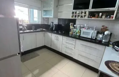 Casa a venda 04 dormitórios no bairro forquilhas, em são josé sc