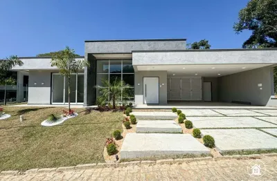 Casa em condomínio com 4 suítes, 400m2 à venda por r$2.750.000 em teresópolis