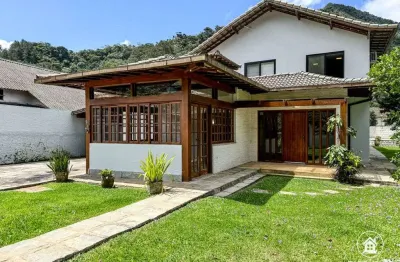 Casa em condomínio com 4 suítes, 390m2 à venda por r$2.350.000 - teresópolis