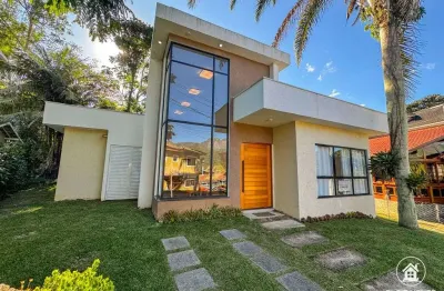 Casa de condomínio à venda com 3 quartos, 300m2 por r$800.000 - teresópolis