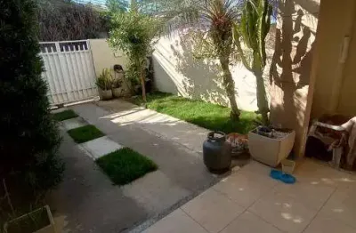 Casa para venda tem 185 metros quadrados com 3 quartos! estrada do mendanha, bairro silvestre!
