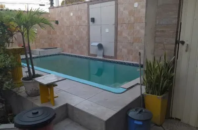 Casa com 3 quartos próxima ao centro de campo grande rj