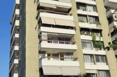 Apartamento com 3 quartos no condomínio bela torre;