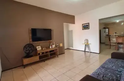 Casa com 6 quartos à venda na Vila Três Américas, Itaperi, Fortaleza