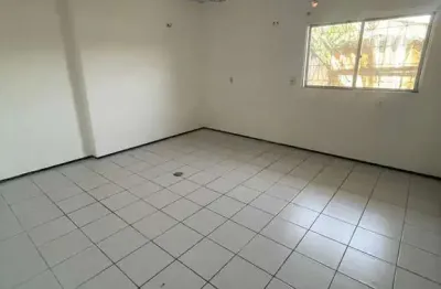 Casa com 3 quartos à venda na Rua Emílio Sá, Jardim Cearense, Fortaleza