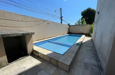 Apartamento com 3 quartos para alugar na Rua Miguel Gurgel, 270, Coaçu, Fortaleza