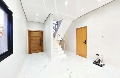 Casa triplex à venda com 3 suítes e piscina no cond. tauá aranguá – londrina/pr