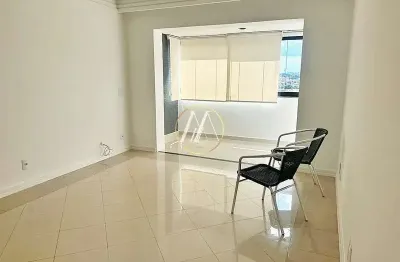 Apartamento reformado à venda com 4 quartos e 3 suítes, 137m² e 2 vagas – centro, londrina/pr