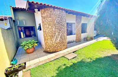 Casa à venda com 3 dormitórios, suíte e 160m², manoel muller - rolândia/pr