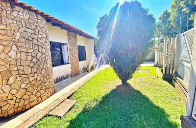 Casa à venda com 3 dormitórios, suíte e 160m², manoel muller - rolândia/pr