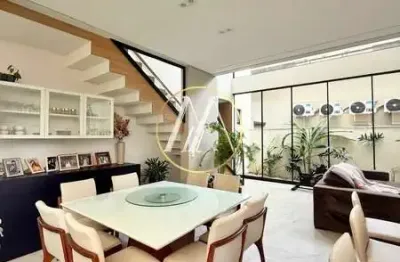 Casa à venda com 3 suítes e 232m² no condomínio aranguá – londrina/pr