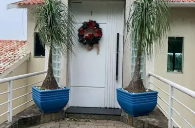 Casa em condomínio fechado com 5 quartos para alugar na alameda júpiter, condomínio iolanda, taboão da serra, 1200 m2 por r$ 7.000