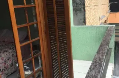 Casa com 3 quartos à venda na avenida embaixador assis chateaubriand, jardim guayana, taboão da serra, 190 m2 por r$ 500.000