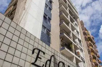 Apartamento mobiliado à venda no edifício mirella, em boa viagem, com 237m², 4 quartos e terraço privativo