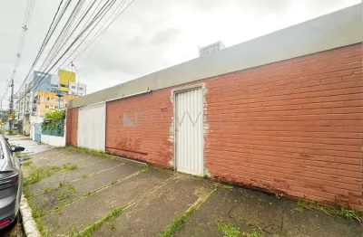 Casa com 3 quartos para alugar na Rua Visconde de Barbacena, 724, Várzea, Recife