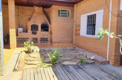 Casa com 4 quartos à venda na rua falcão, 112, recanto dos pássaros, cuiabá, 200 m2 por r$ 850.000