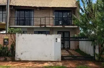 Imperdível oportunidade: casa à venda em chapada dos guimarães-mt, bairro bom clima, 3 quartos, 1 suíte, 2 salas, 2 banheiros, 2 vagas de garagem!