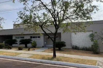 Casa em Condomínio de Luxo para Locação em Cuiabá-MT - Condomínio Belvedere  3 Quartos, 3 Suítes, 2 Salas, 4 Banheiros, 4 Vagas, 290m².