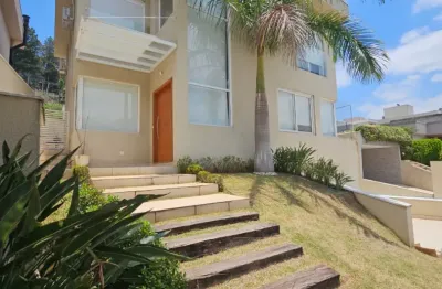 Casa à locação no valville em santana de parnaíba, alphaville