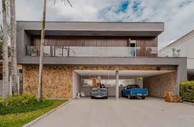 Casa para locação com 4 suítes no residencial 2 em alphaville - barueri