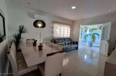 Casa com 2 quartos à venda na Rua General Rubens Rosado Teixeira, 189, Piratininga, Niterói por R$ 1.350.000