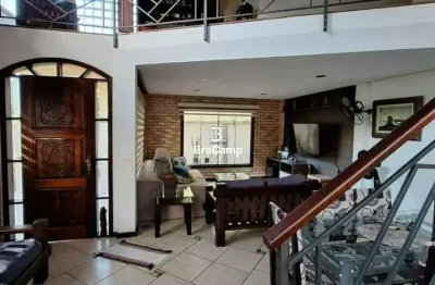 Casa com 4 quartos para alugar na Rua Pablo Picasso, 1, Vila Progresso, Niterói por R$ 5.000