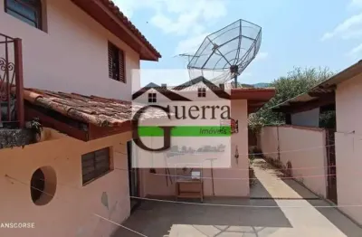 Casa com 3 quartos à venda na Rua Pio XII, Centro, Mairiporã